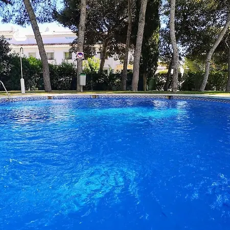 Apartamento ¡nuevo! Zona Tranquila Cerca De La Playa De La Carihuela